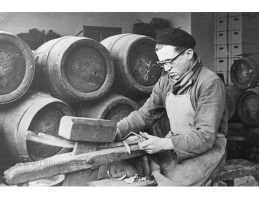 Leeuw bier vatenhal 1960 e